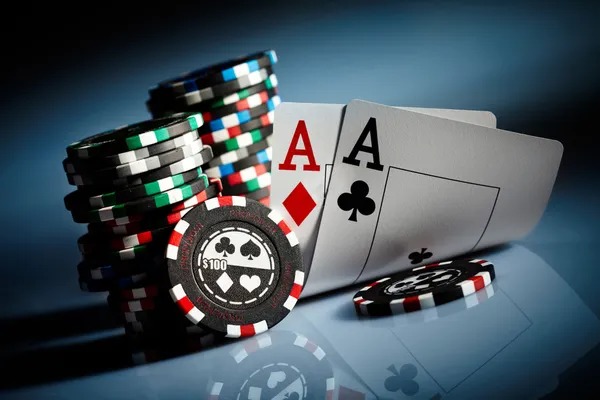 idn88 live blackjack player interface showing bet placement, hand decisions, and real-time dealer feed